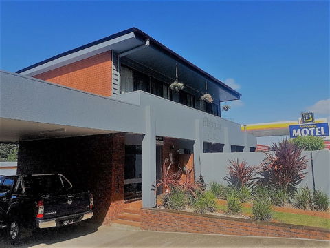Mahogany Motel - Holiday Adelaide 0