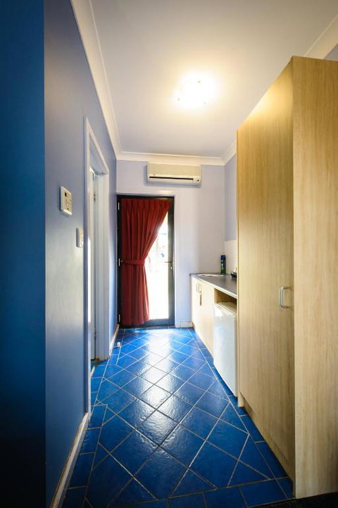 The Anglers Inn - Holiday Adelaide 4