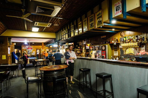 The Anglers Inn - Holiday Adelaide 2