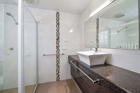 Comfort Inn Heritage Wagga - Holiday Adelaide 7