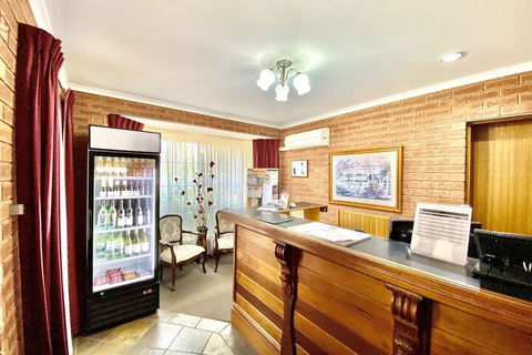 Comfort Inn Heritage Wagga - Holiday Adelaide 4