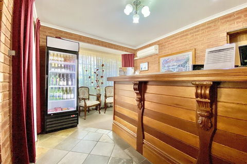 Comfort Inn Heritage Wagga - Holiday Adelaide 5