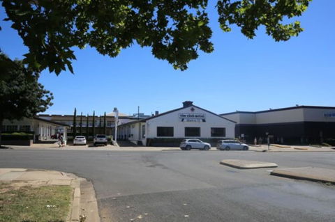 Club Motel - Holiday Adelaide 0