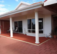 Close Encounters Bed  Breakfast - Holiday Adelaide