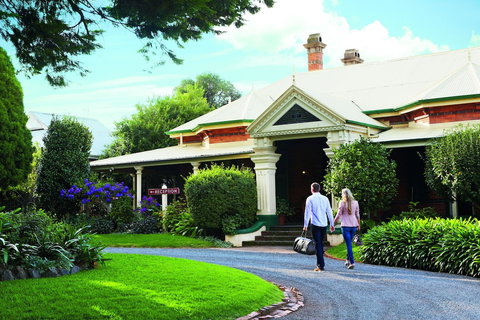 Vacy Hall Toowoomba's Grand Boutique Hotel - Holiday Adelaide 0