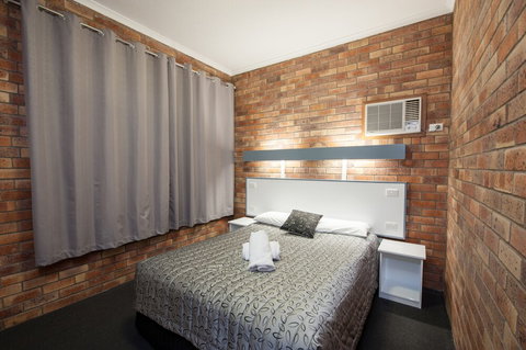 Allan Cunningham Motel - Holiday Adelaide 5