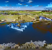Stonewell Cottages  Vineyards - Holiday Adelaide