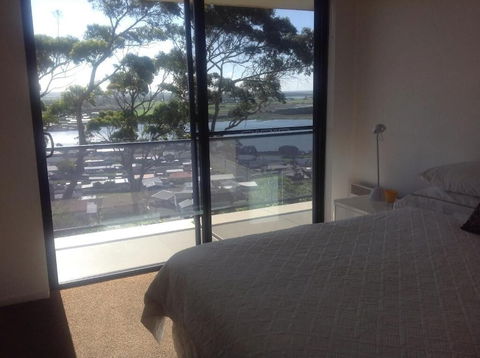 Sheer Pleasure Accommodation - Holiday Adelaide 3