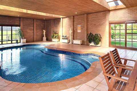 Strathearn Park Lodge - Holiday Adelaide 4