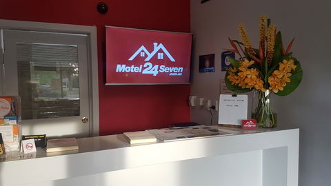 Motel24seven - Holiday Adelaide 2