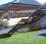 Poachers Paradise Motel - Holiday Adelaide