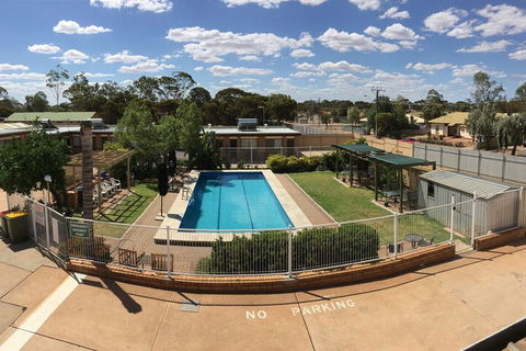 Acacia Ridge Motor Inn - Holiday Adelaide 2