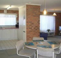 Fronds Holiday Apartments - Holiday Adelaide