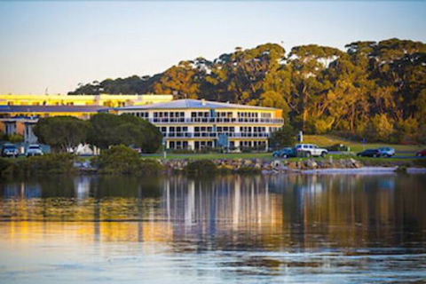 Waterview Luxury Apartments - Holiday Adelaide 0