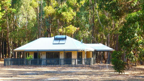Margaret River Hideaway - Holiday Adelaide 5