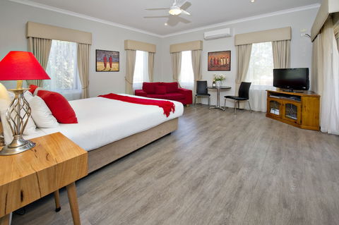 Vintages Accommodation - Holiday Adelaide 6