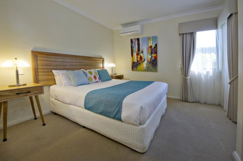 Vintages Accommodation - Holiday Adelaide 5