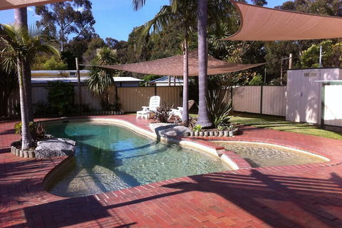 Mallacoota's Shady Gully Caravan Park - Holiday Adelaide 3
