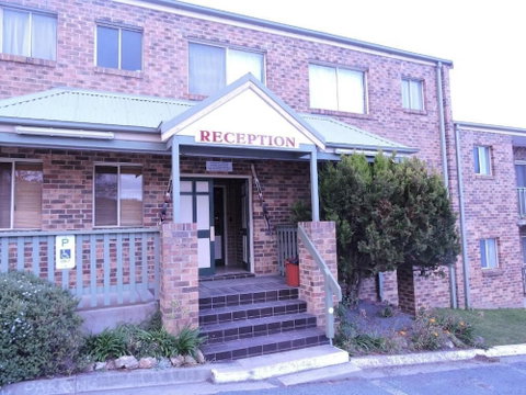 Acacia Snowy Motel - Holiday Adelaide 1