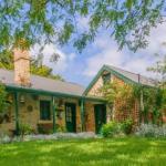 Laurel Cottage - Holiday Adelaide 0