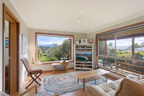 Monaro Cottage - Holiday Adelaide 0