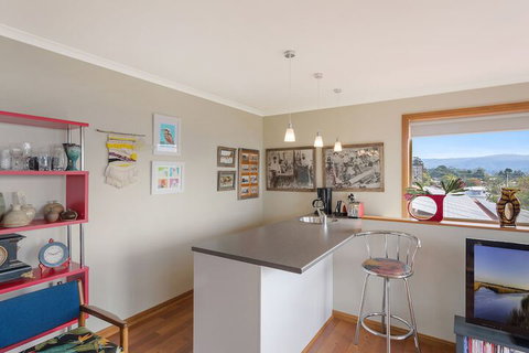Monaro Cottage - Holiday Adelaide 1