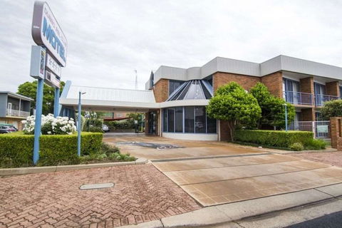 Dubbo RSL Club Motel - Holiday Adelaide 0