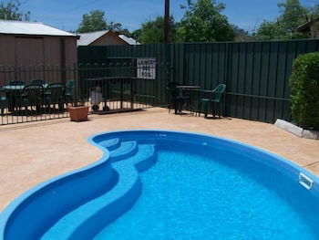 Green Gables Motel - Holiday Adelaide 0
