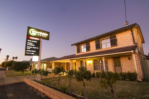 Green Gables Motel - Holiday Adelaide 1