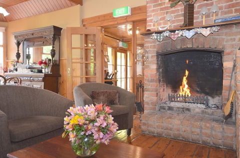 Central Springs Inn - Holiday Adelaide 2