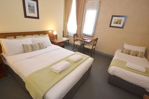 Central Springs Inn - Holiday Adelaide 4
