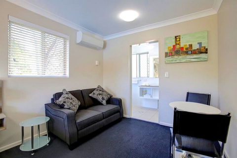 Beachpark Apartments - Holiday Adelaide 3