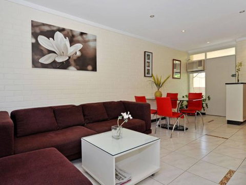 Park Vista Executive Townhouses - Holiday Adelaide 0