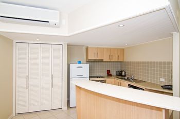 Resort On The Beach 1309 / 10 - Holiday Adelaide 6