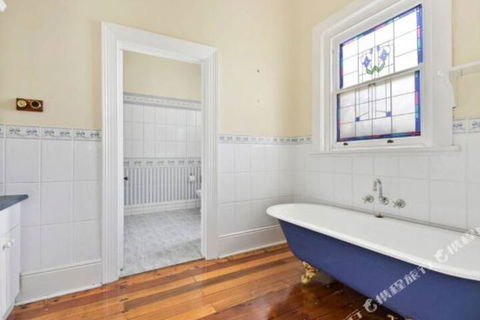 Rose Garden Spacious Family Home Near CBD - Holiday Adelaide 5