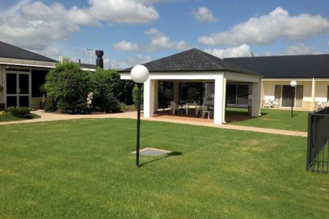 Mas Country Roma Explorers Inn Roma - Holiday Adelaide 0