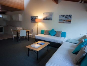 Sea Star Apartment 1 Bedroom Studio - Holiday Adelaide 5