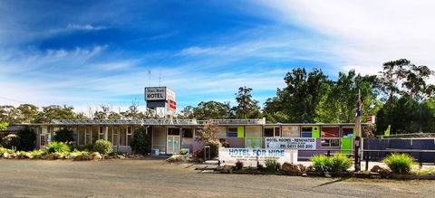 Nowa Nowa Hotel Motel - Holiday Adelaide 0