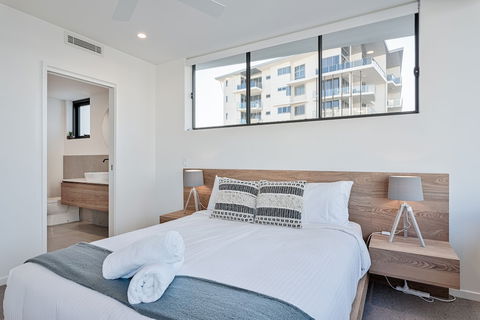 Allure Mooloolaba - Holiday Adelaide 3