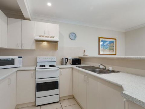 Walk On Birubi 1 / 40 Ocean Ave Pet Friendly WIFI Boat Parking & Water Views - Holiday Adelaide 3