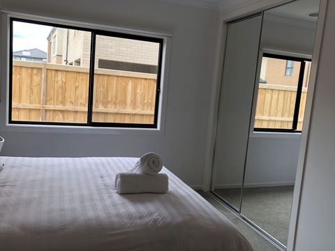 Apple House Upper Point Cook - Holiday Adelaide 2