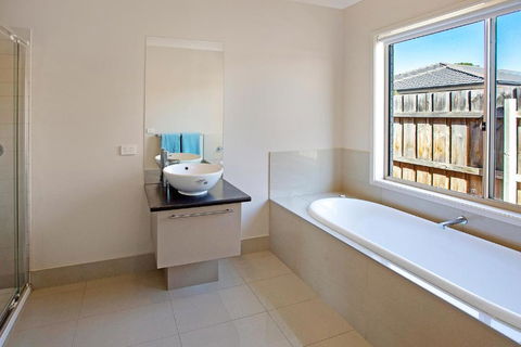 Toonalook Retreat Pet Friendly & Close To Town - Holiday Adelaide 3
