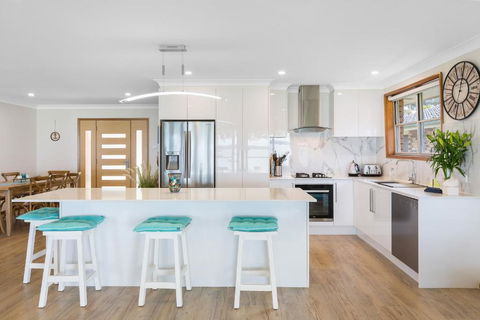 Kalimna Lakeside Living - Holiday Adelaide 4