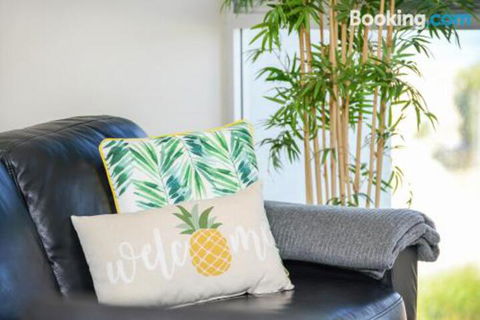 Bayline Beachfront Apartment No 4 - Holiday Adelaide 6