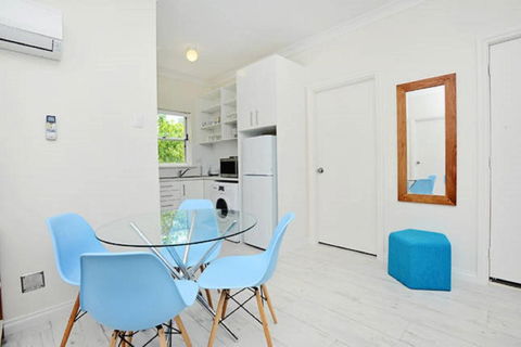 Smugglers Resort Style Apartments No 9 - Holiday Adelaide 6