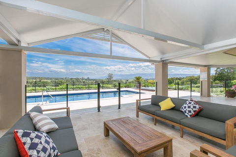 Cullengetty Estate - Holiday Adelaide 2
