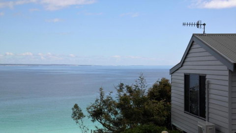 SEA EAGLE COTTAGE Amazing Views Of Bay Of Fires - Holiday Adelaide 3