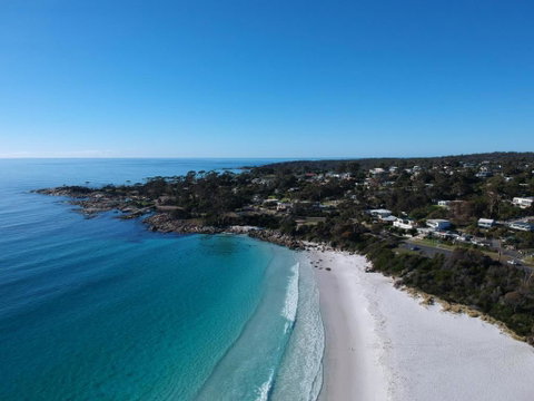 SEA EAGLE COTTAGE Amazing Views Of Bay Of Fires - Holiday Adelaide 5