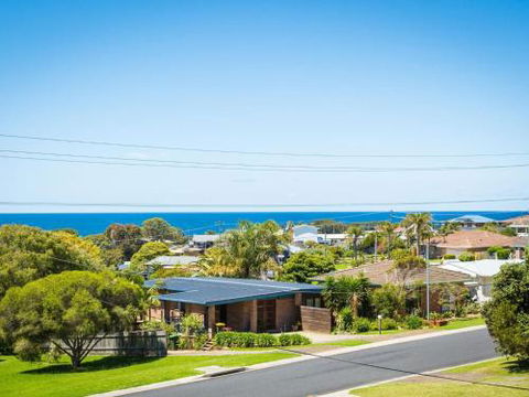 Williams Wonder Large Beach House - Holiday Adelaide 4