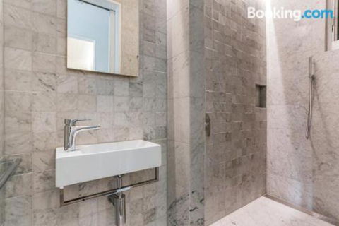 Ultimate Beachfront Living Sunshine Beach - Holiday Adelaide 4